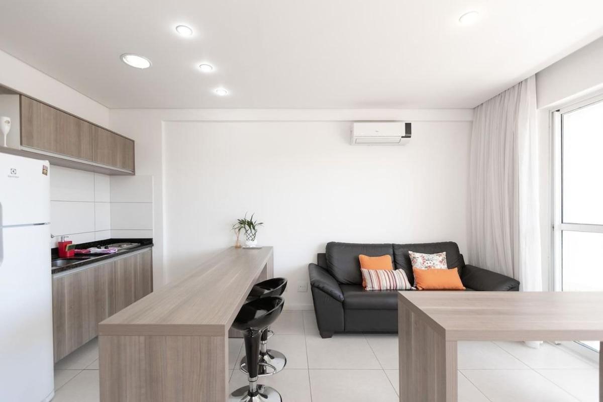Apartment Com Sacada