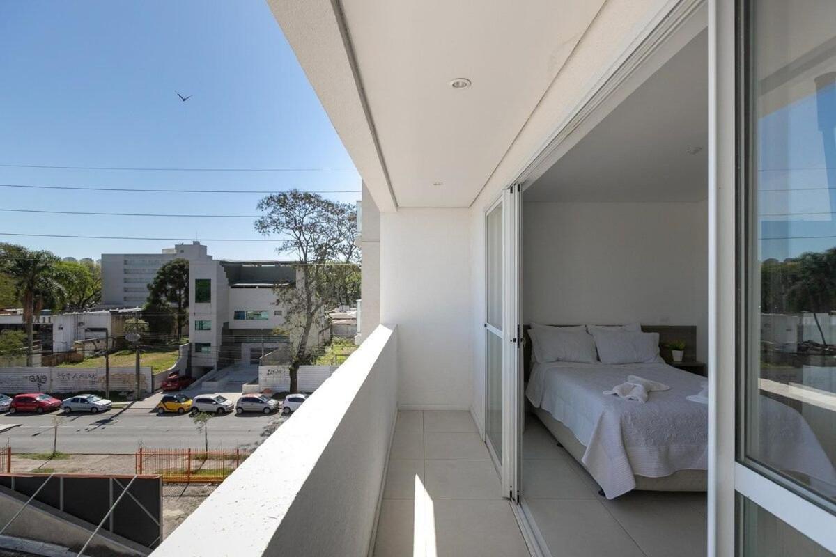Com Sacada Apartment Curitiba